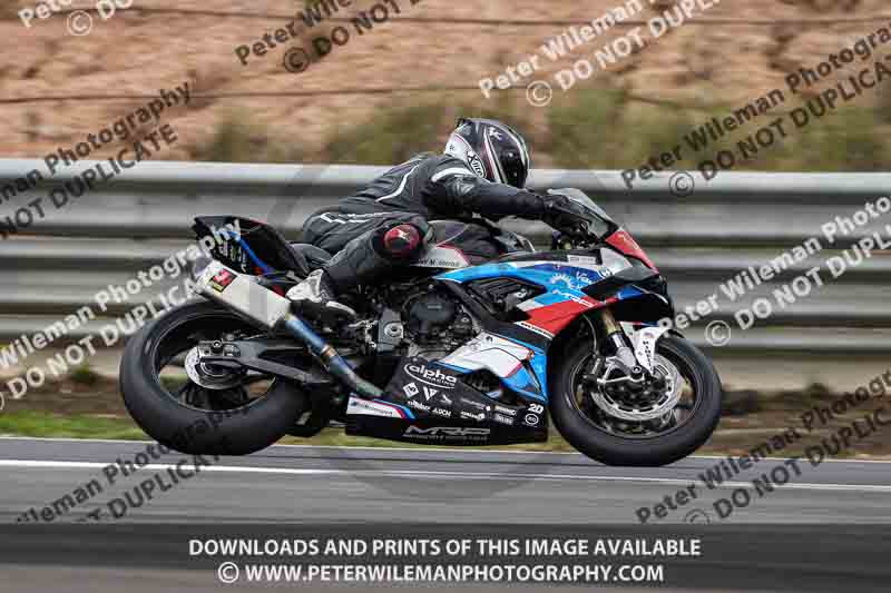cadwell no limits trackday;cadwell park;cadwell park photographs;cadwell trackday photographs;enduro digital images;event digital images;eventdigitalimages;navarra;no limits trackdays;peter wileman photography;racing digital images;trackday digital images;trackday photos